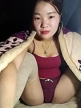 lylylove online show from January 12, 2026, 9:16 am