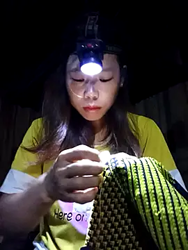 Ngocmi909 online show from October 5, 2025, 10:11 pm