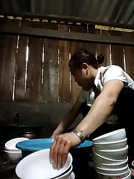 Snapshot of Ngocmi909 chatting on February 23, 2026, 12:34 am Ngocmi909 online show from February 23, 2026, 12:34 am