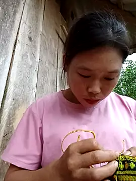 Ngocmi909 online show from October 6, 2025, 10:16 am