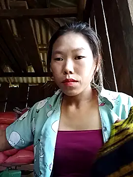 Ngocmi909 online show from October 18, 2025, 12:01 am