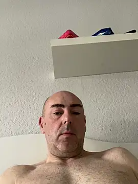 Snapshot of Richmcgee chatting on March 29, 2026, 8:38 am Richmcgee online show from March 29, 2026, 8:38 am