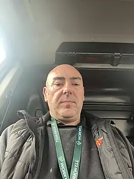 Snapshot of Richmcgee chatting on April 1, 2026, 1:01 pm Richmcgee online show from April 1, 2026, 1:01 pm
