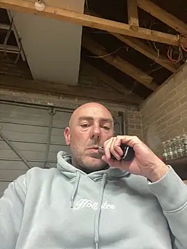Snapshot of Richmcgee chatting on March 30, 2026, 7:48 pm Richmcgee online show from March 30, 2026, 7:48 pm