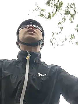 anggllaaa online show from October 3, 2025, 10:55 pm