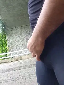 anggllaaa online show from October 8, 2025, 4:14 am