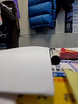 anggllaaa online show from October 29, 2025, 6:23 am