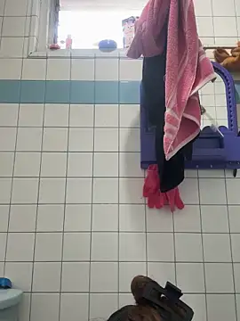 ASUNTAPONY online show from September 22, 2025, 2:06 am