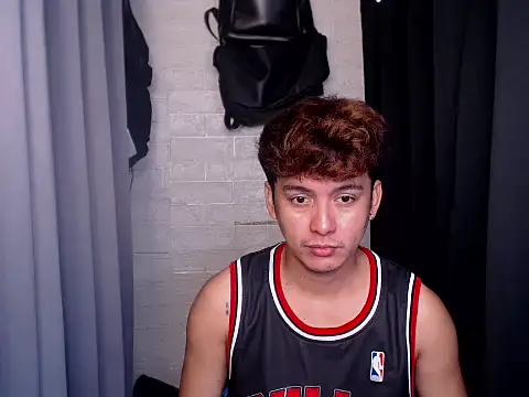 Snapshot of Tempting_jon chatting on July 15, 2026, 11:34 pm Tempting jon online show from July 15, 2026, 11:34 pm