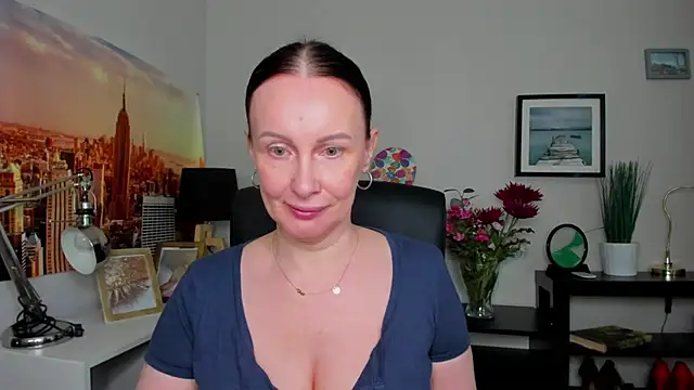 Velvet Jasmine online show from September 9, 2025, 5:50 am