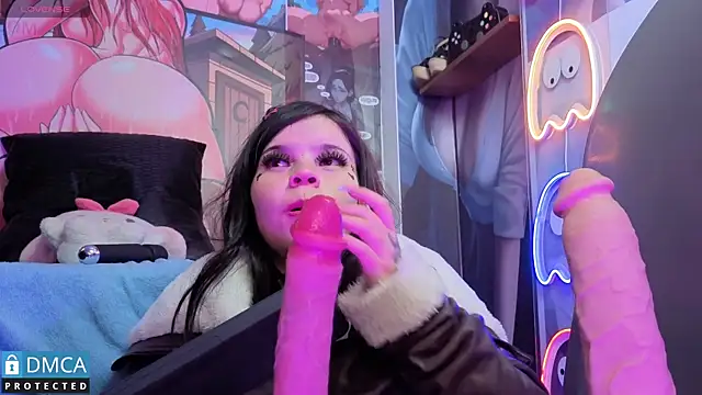 CandyKane06  online show from October 6, 2025, 2:46 am