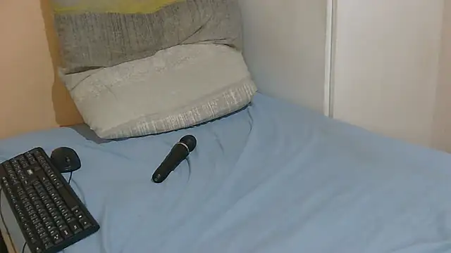 maskedjezebelbaddie online show from October 19, 2025, 9:50 pm