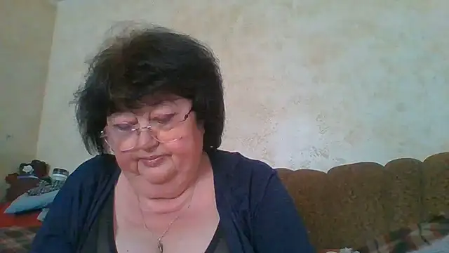 Snapshot of MilaSky5303 chatting on May 23, 2026, 9:52 am MilaSky5303 online show from May 23, 2026, 9:52 am