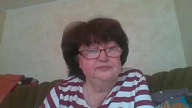 Snapshot of MilaSky5303 chatting on September 27, 2025, 11:49 am MilaSky5303 online show from September 27, 2025, 11:49 am