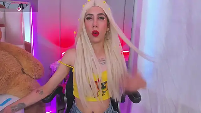 Darlyn tenderhot   online show from September 28, 2025, 10:28 pm