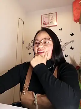 Daliz Leon online show from September 28, 2025, 3:02 am