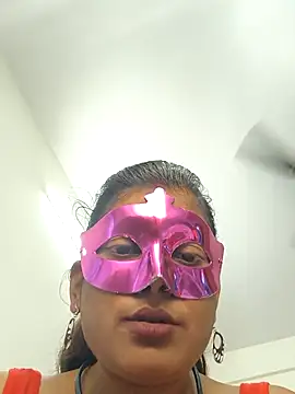 your chandni04 online show from September 13, 2025, 7:19 am