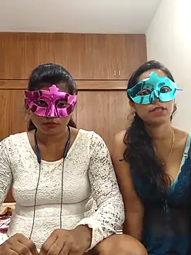 your chandni04 online show from October 15, 2025, 8:44 am