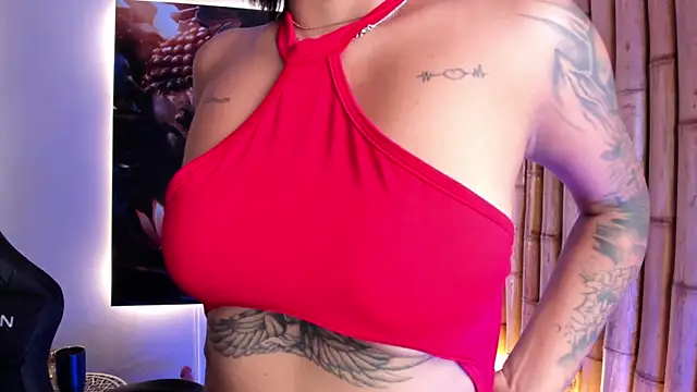 Snapshot of charlotte_mitchell_ chatting on October 16, 2025, 7:44 pm charlotte mitchell online show from October 16, 2025, 7:44 pm