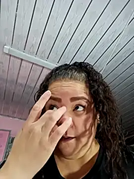 Snapshot of Miss_Adriana01 chatting on February 4, 2026, 12:33 pm Miss Adriana01 online show from February 4, 2026, 12:33 pm