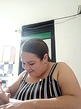 Snapshot of Miss_Adriana01 chatting on May 6, 2026, 10:14 pm Miss Adriana01 online show from May 6, 2026, 10:14 pm