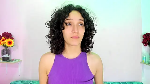 TeensNews18 online show from September 25, 2025, 11:11 pm