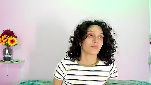 TeensNews18 online show from September 22, 2025, 11:11 pm