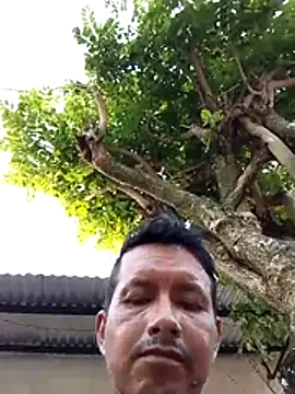 colombiano198720 online show from December 1, 2025, 11:44 am