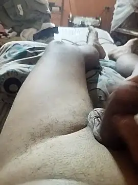 colombiano198720 online show from November 21, 2025, 12:31 am