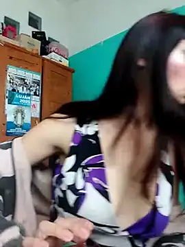 Shaiel24 online show from November 17, 2025, 8:24 pm