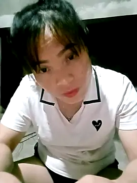 Maymay0033 online show from September 30, 2025, 12:22 pm