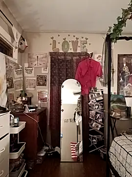 Bored Grandma online show from April 27, 2026, 10:46 am