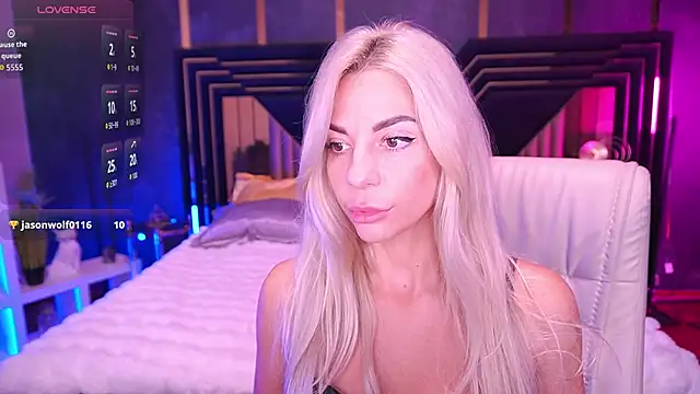 BellaRayyy online show from November 30, 2025, 6:58 am