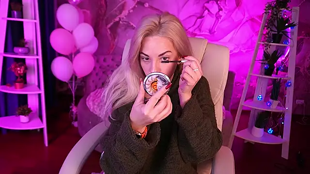 BellaRayyy online show from February 25, 2026, 4:56 am