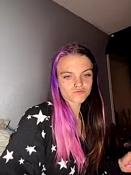 ittybittymeryssa online show from November 13, 2025, 6:06 am