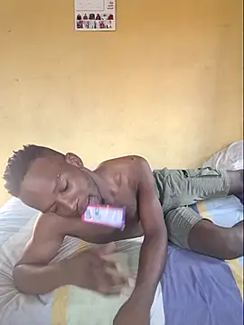 Snapshot of RAWFREAKYVERSE chatting on February 1, 2026, 10:46 am RAWFREAKYVERSE online show from February 1, 2026, 10:46 am