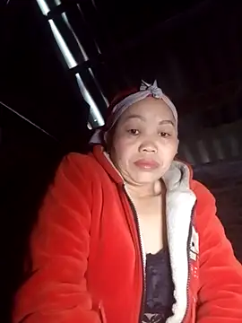  YooY  online show from November 28, 2025, 11:38 pm