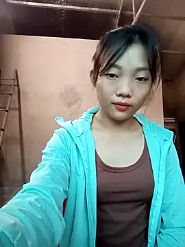 Ananine online show from October 17, 2025, 11:28 pm