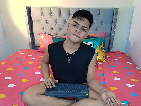 stewart mateo  online show from October 15, 2025, 2:10 am