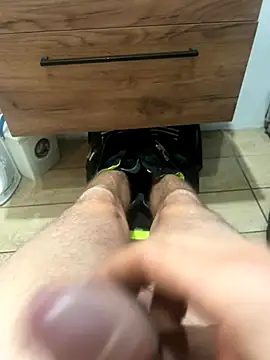 Darekjapa online show from December 4, 2025, 9:36 pm