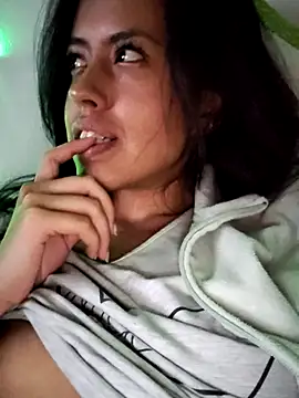 Queen Ashly online show from September 18, 2025, 3:09 am