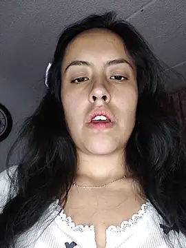 Queen Ashly online show from May 7, 2026, 2:05 am
