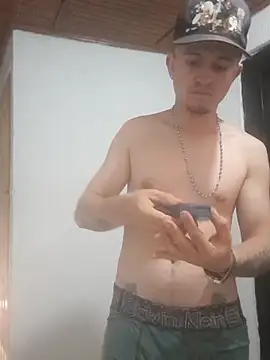 Loquendo2201 online show from September 12, 2025, 10:20 pm