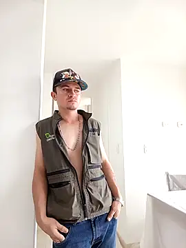 Loquendo2201 online show from October 10, 2025, 3:24 pm