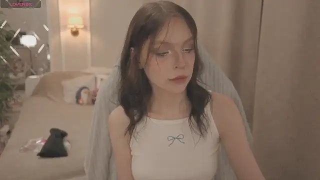 claire bennett online show from September 11, 2025, 11:27 pm