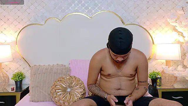 RickyAndSharlot online show from October 8, 2025, 4:03 am