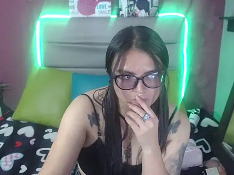 Cailing Zu online show from September 9, 2025, 8:29 pm