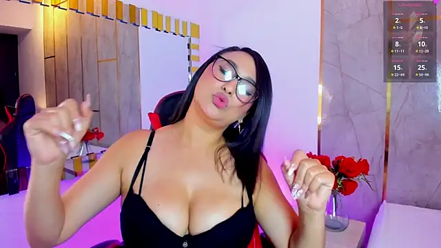 Snapshot of KendallJay chatting on July 14, 2026, 10:05 pm KendallJay online show from July 14, 2026, 10:05 pm