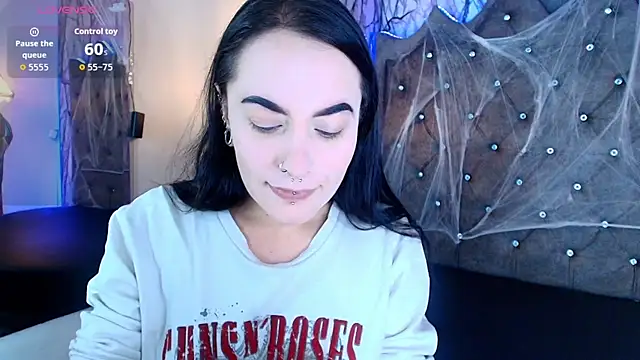 Zami Escobar of online show from October 21, 2025, 6:51 pm