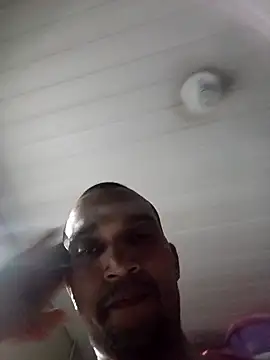 Snapshot of Snoopreto42 chatting on March 28, 2026, 7:48 pm Snoopreto42 online show from March 28, 2026, 7:48 pm